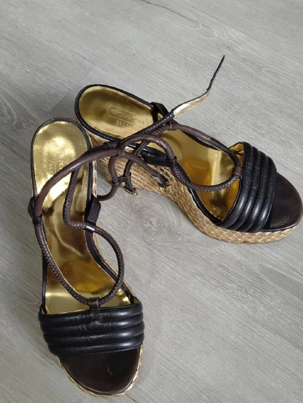 Coach elegant strappy